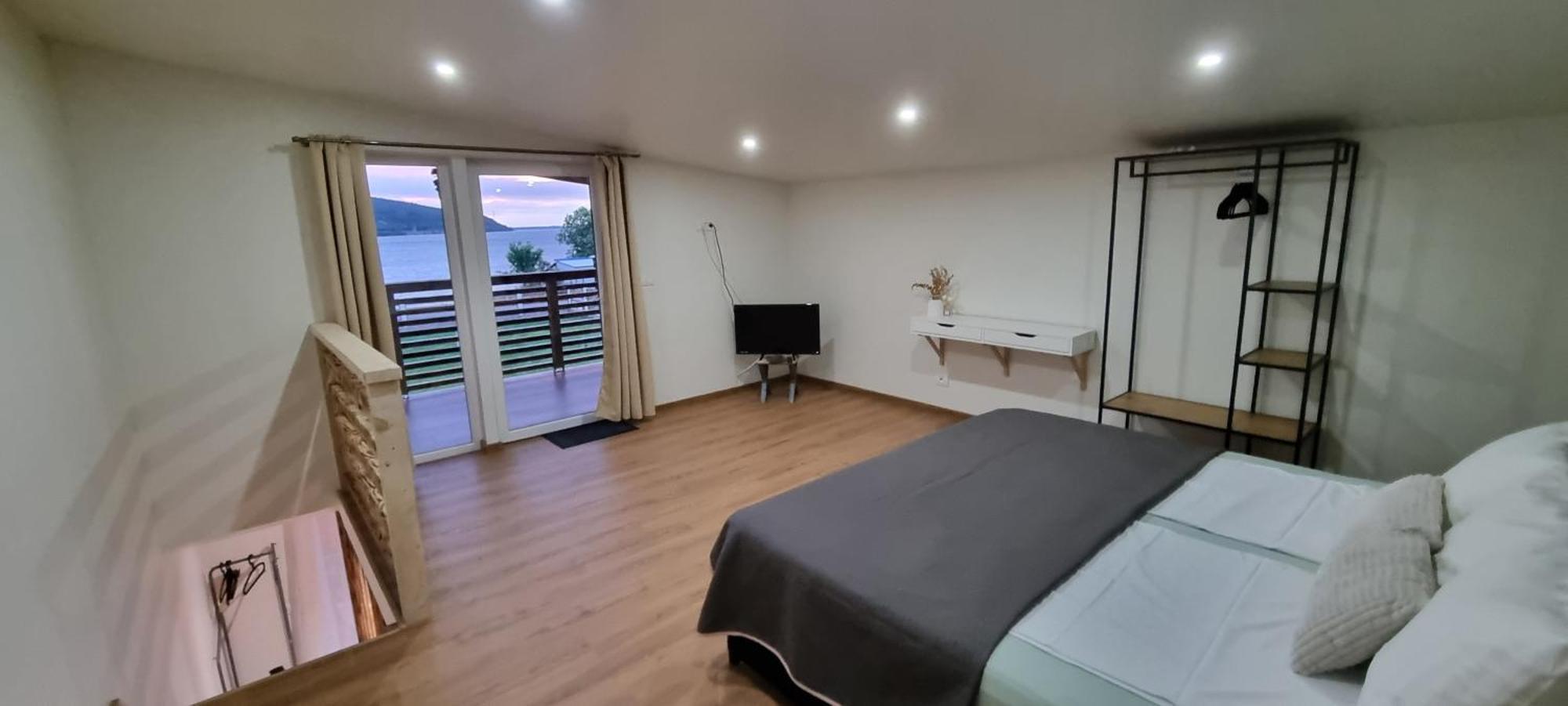 Vila Legrand Bazias 외부 사진