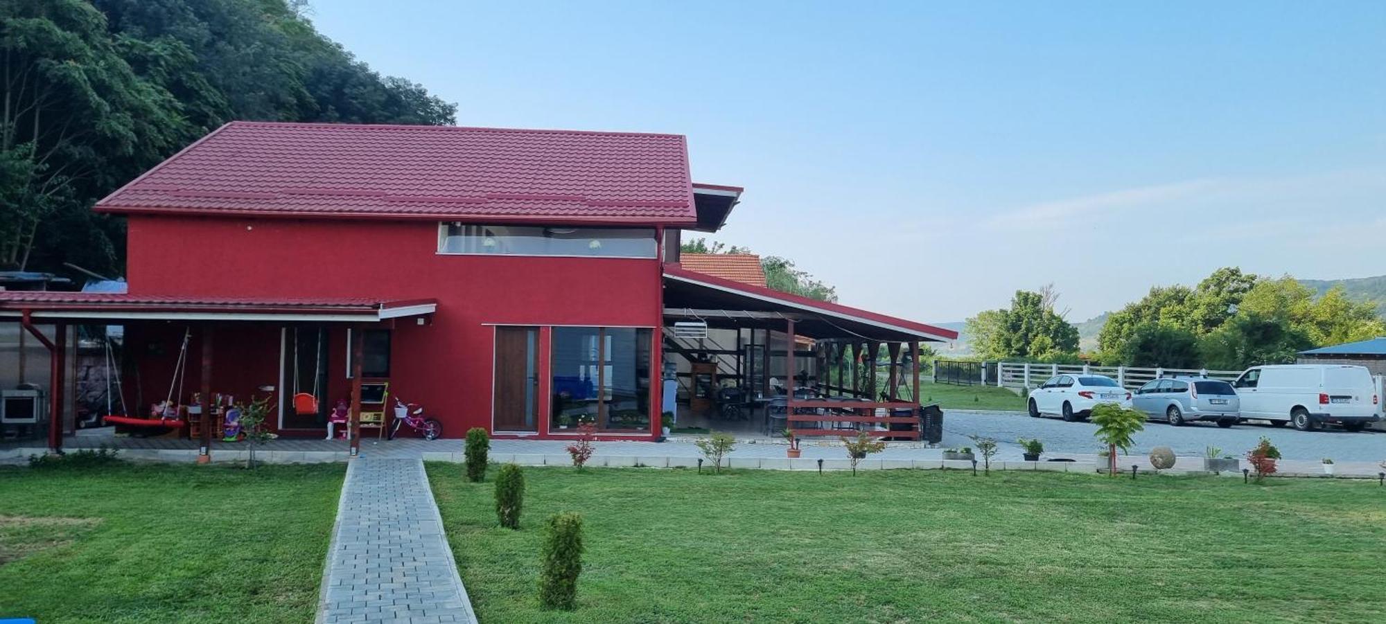 Vila Legrand Bazias 외부 사진